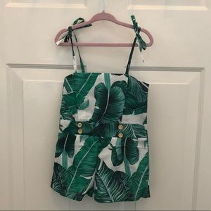 HOLD @virginia Super cute girls PALM romper
